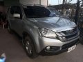 Isuzu MUX 2015 4X2 Manual Diesel Silver For Sale -0