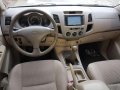 Toyota Hilux e 2006model diesel for sale-6