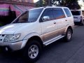 For sale Isuzu Crosswind xuv 2006mdl mt-1