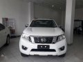 Nissan 2.5 Navara EL Calibre 6 MT 2018 All in Promo-0