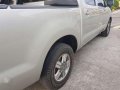 Toyota Hilux e 2006model diesel for sale-4
