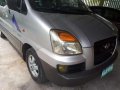 Hyundai Starex 2004 Matic Silver Van For Sale -2