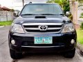 Toyota Fortuner V diesel automatic 2007 for sale-0