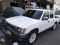 2000 model Toyota Hilux pickup for sale-0