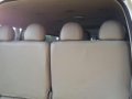 Toyota Hiace super Grandia 2010 for sale-8