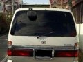 Toyota Hiace Super Grandia 2001 White For Sale -2