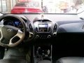 Hyundai Tucson 2010 AT for sale-3