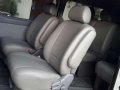 Toyota Hiace super Grandia 2010 for sale-4