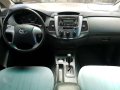 Toyota Innova E 2013 AT Silver SUV For Sale -5