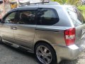 Kia Carnival 2007 like new for sale-0