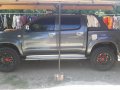Toyota Hilux 4x2 manual diesel 2009 for sale-2