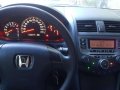 Honda Accord 2005  Well Maintained Silver For Sale -4