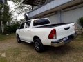 Toyota HILUX 2016 4x2 Manual White For Sale -7