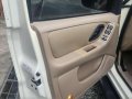 Ford Escape 2005 Top of the line for sale-9