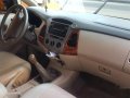 Well-kept Toyota Innova 2009 for sale-9