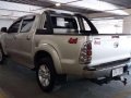 For sale 2006 Toyota Hilux D4d 4x4 Manual G series Top of the line-3