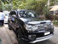 2011 Toyota Fortuner G manual diesel 1st owner  for sale-0
