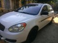 Hyundai Accent 2010 Manual White Sedan For Sale -1