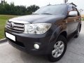 Well-maintained Toyota Fortuner G 2009 for sale-0