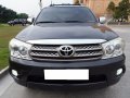 Well-maintained Toyota Fortuner G 2009 for sale-1
