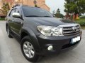 Well-kept Toyota Fortuner G 2009 for sale-0