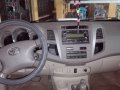 Well-maintained Toyota Fortuner V 2006 for sale-3