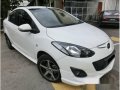 Mazda 2 sedan Color White model 2014-0