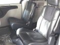 Good as new Chrysler Town and Country 2013 A/T for sale-1