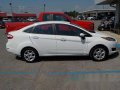 Ford Fiesta Color White manual transmission model 2014-1