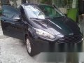 Ford Fiesta Color Black Automatic 2014-0