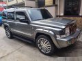 2010 Jeep Commander SUV Metallic Gray-11