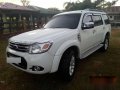 Ford Everest Color White 2014 SUV Diesel-0