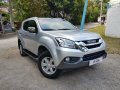 2017 Isuzu MUX LSA top of the line for sale-0