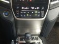 Toyota Land Cruiser 2017 premium for sale-9