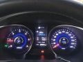 Well-maintained Hyundai Santa Fe 2013 for sale-6