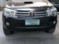 For sale Toyota Fortuner V diesel matic 4x4 2011-0