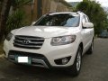Well-kept Hyundai Santa Fe 2012 for sale-1