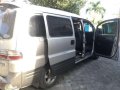Hyundai Starex 2006 12 seats auto for sale-3