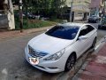 Hyundai Sonata 2010 2.4 GLS White For Sale -3