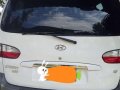 HYUNDAI STAREX 2004 Manual White For Sale -5