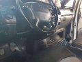 HYUNDAI STAREX 2004 Manual White For Sale -2