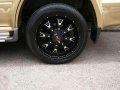 Mitsubishi Montero 1996 Manual Golden For Sale -4