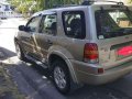 Ford Escape 2005 4x4 AT Beige SUV For Sale -4