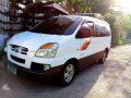 Rush sale! Hyundai Starex Van 2005 model-8