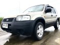 Well-kept Ford Escape 2.0 XLS 2004 for sale-2