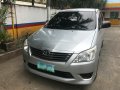 Toyota Innova E manual 2012 for sale-0