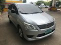 Toyota Innova E manual 2012 for sale-5