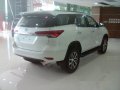 Toyota Fortuner 2017 V A/T for sale -6