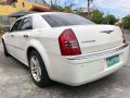 Chrysler 300 2007 3.5 V6 White Sedan For Sale -1