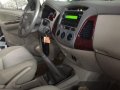 Toyota Innova 2006 G M/T for sale -4